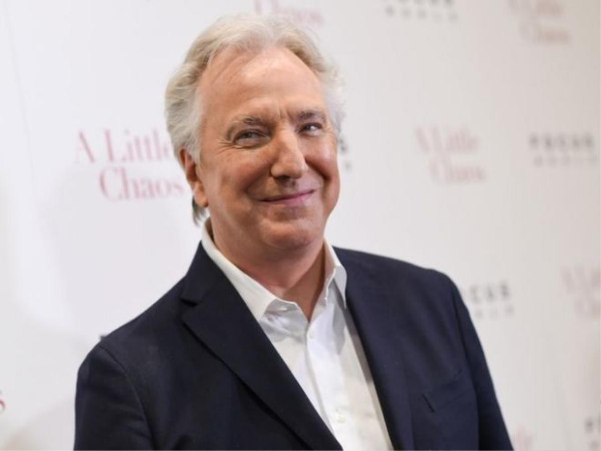 Chỉ sau đó ít ngày, làng giải trí Hollywood tiếp tục chứng kiến sự ra đi của Alan Rickman - nam diễn viên người Anh gắn bó với người hâm mộ Harry Potter qua vai diễn Giáo sư Snape cũng vì căn bệnh quái ác này.