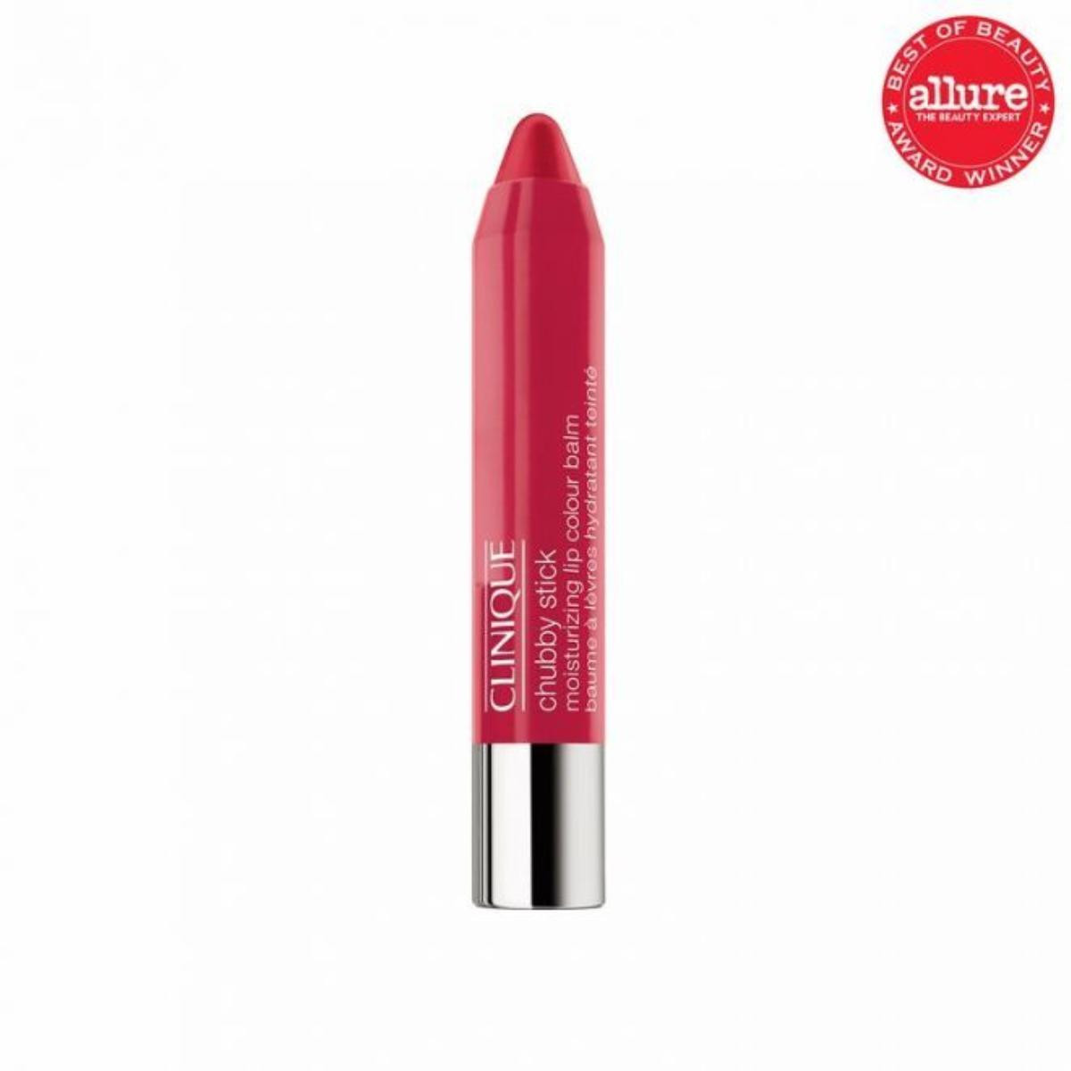 Clinique Chubby Stick Moisturizing Lip Colour Balm là thỏi son khá dễ thương với vẻ ngoài độc đáo và màu sắc quyến rũ - gần như hợp với mọi loại da. Với 23$ (khoảng 525 nghìn đồng), bạn đã có thể sở hữu nó.