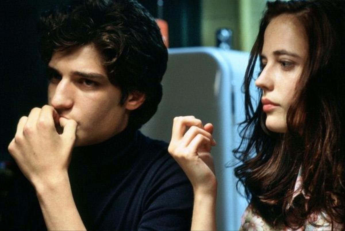 Louis Garrel và Eva Green trong bộ phim The Dreamers.