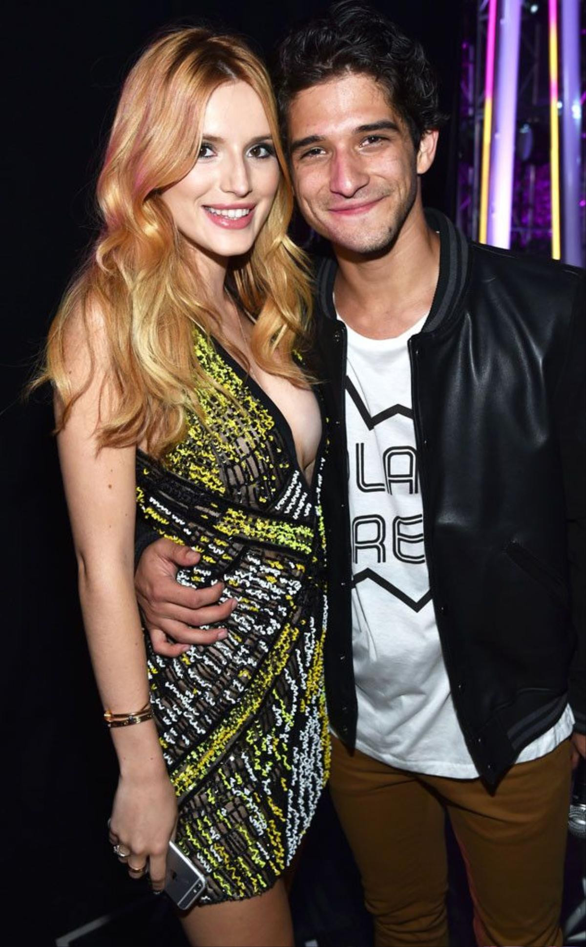 rs_634x1024-150710093756-634-bella-thorne-tyler-posey-mtv-fandom-awards-71015