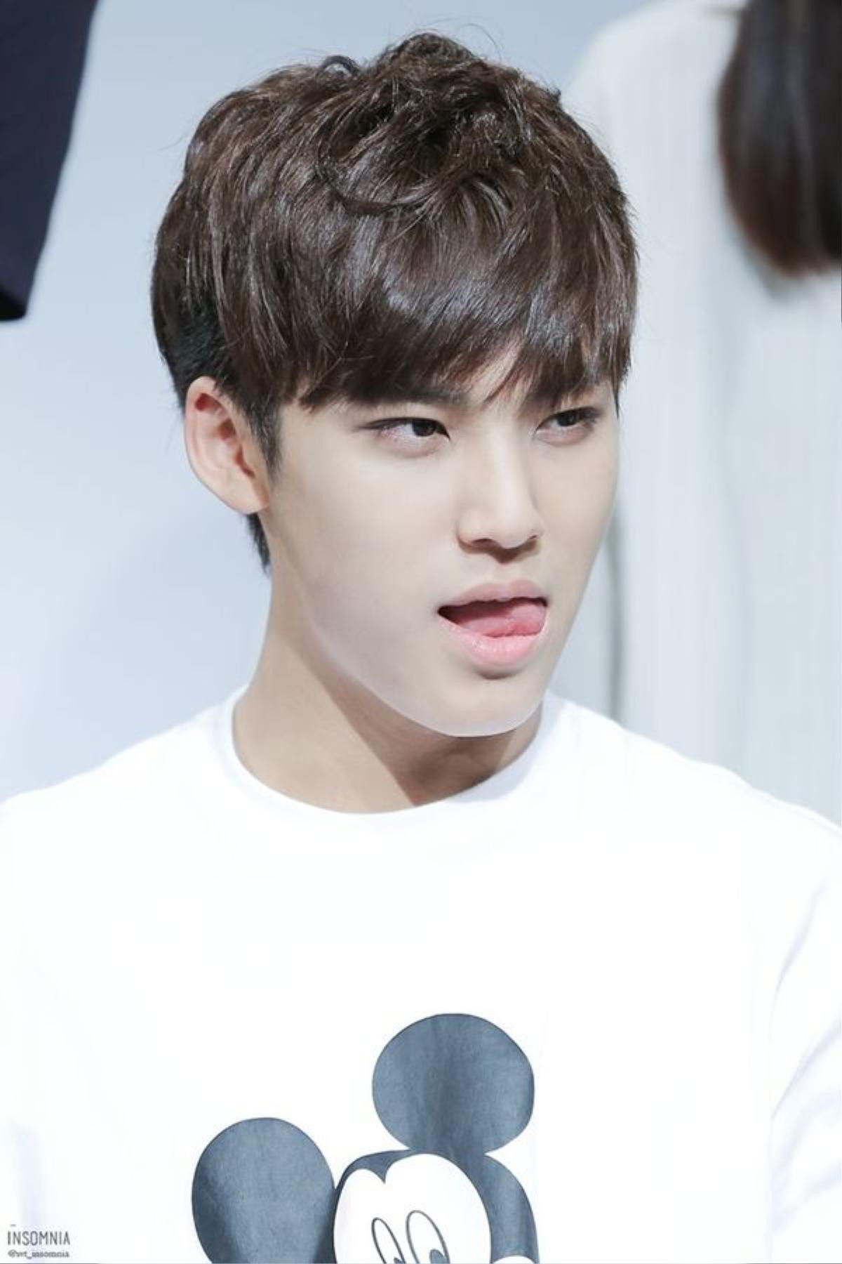 Vị trí thứ 11 thuộc về Mingyu (Seventeen).