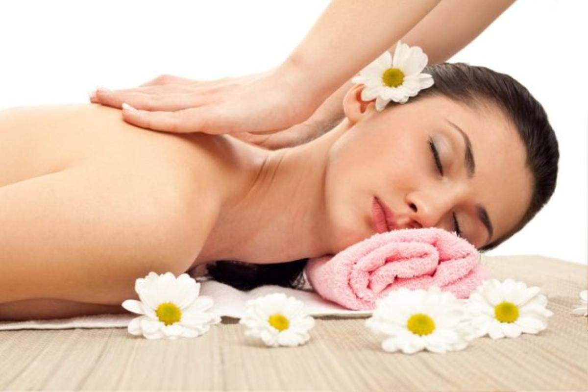 Thay vì spa, bạn có thể chạy bộ để vừa khỏe hơn vừa đẹp da hơn 