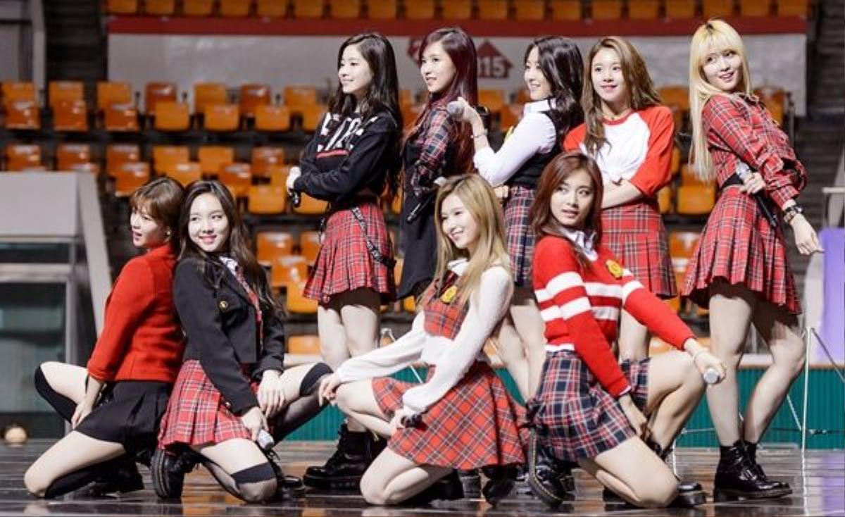 TWICE - tân binh hiện đã có chỗ đứng khá vững vàng sau 1 năm debut.