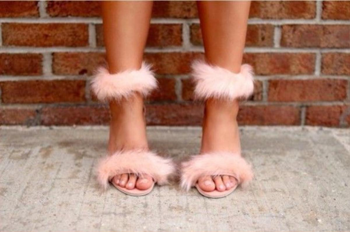 8envqc-l-610x610-shoes-fauxfur-fur-heels-highheels-cutehighheels-highheelsandals-strappyheels-sandalheels-anklestrapheels-pinkhighheels-pink-pinkshoes-pastelpink-babypink-blushpink