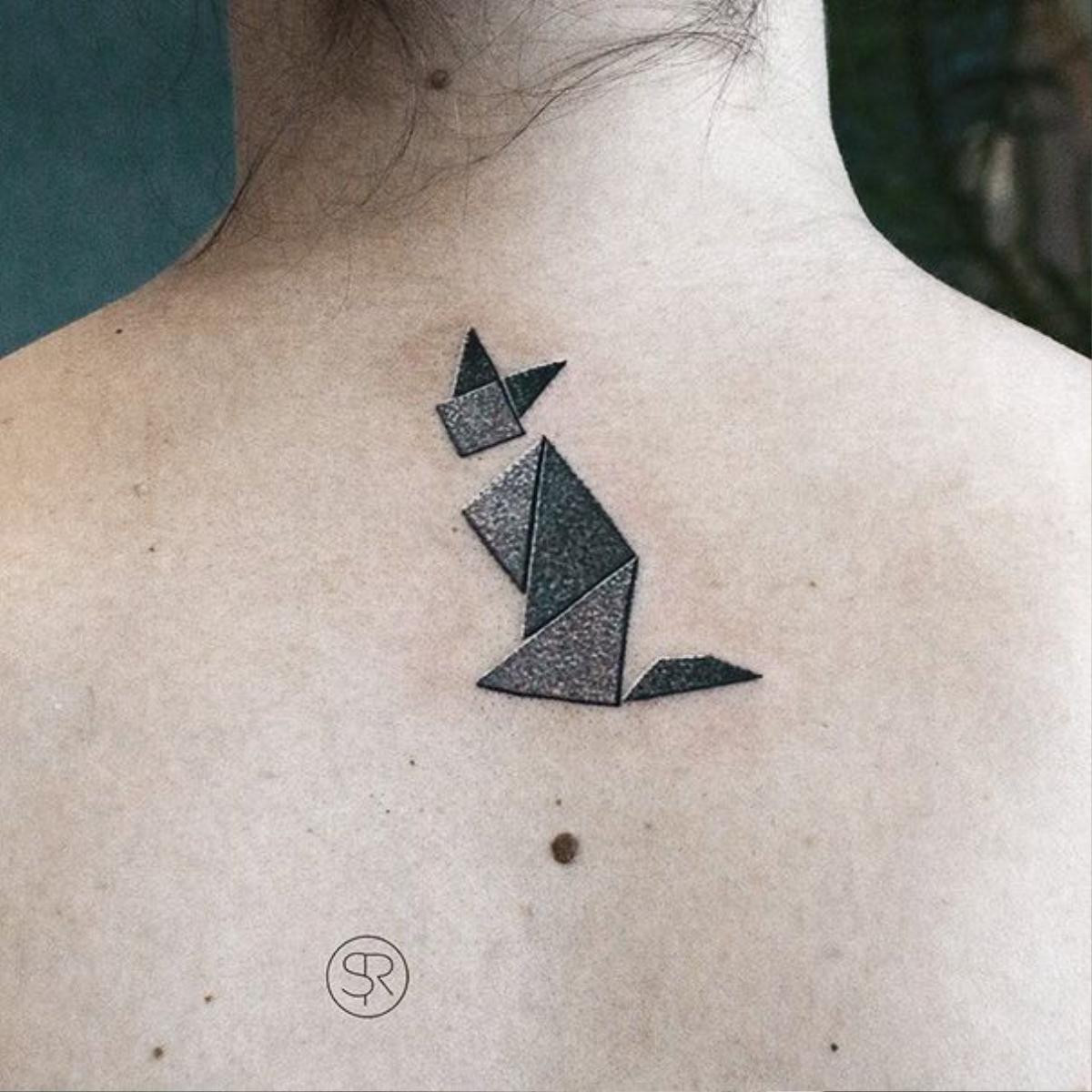 cat-tattoo-ideas-44-5804c3b0db066__605