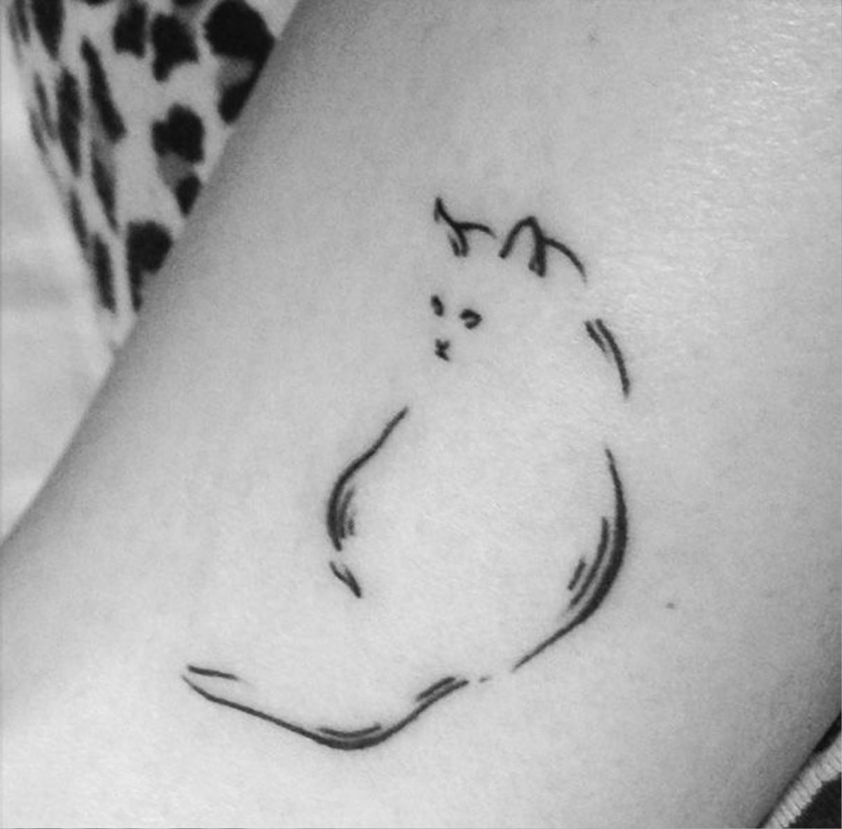 cat-tattoo-ideas-61-5804c3d4e2281__605