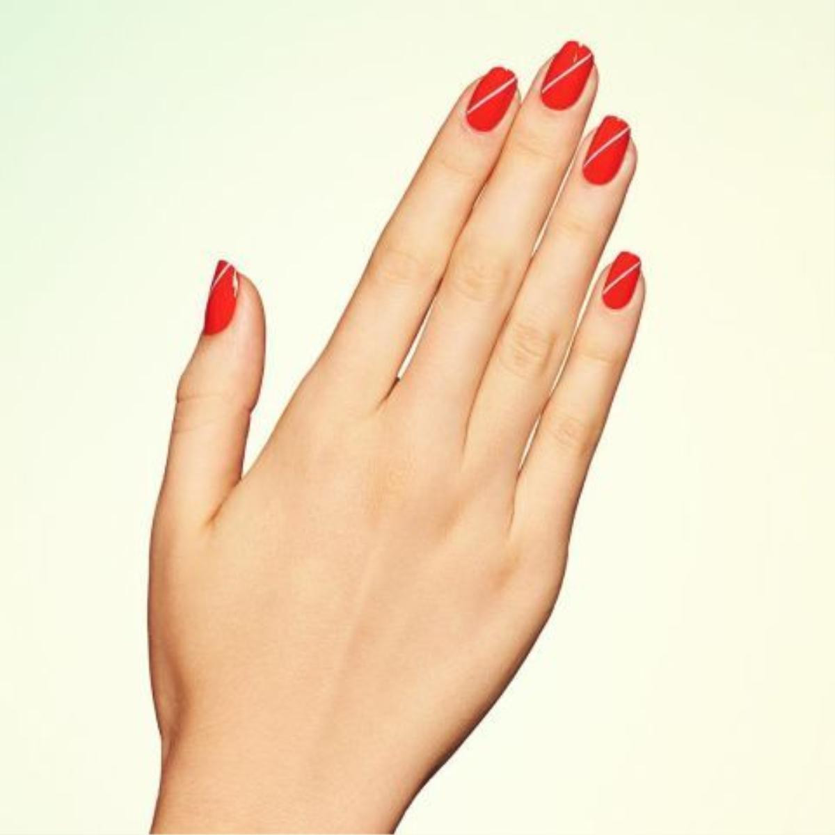 elle-red-nail-designs-paintbox