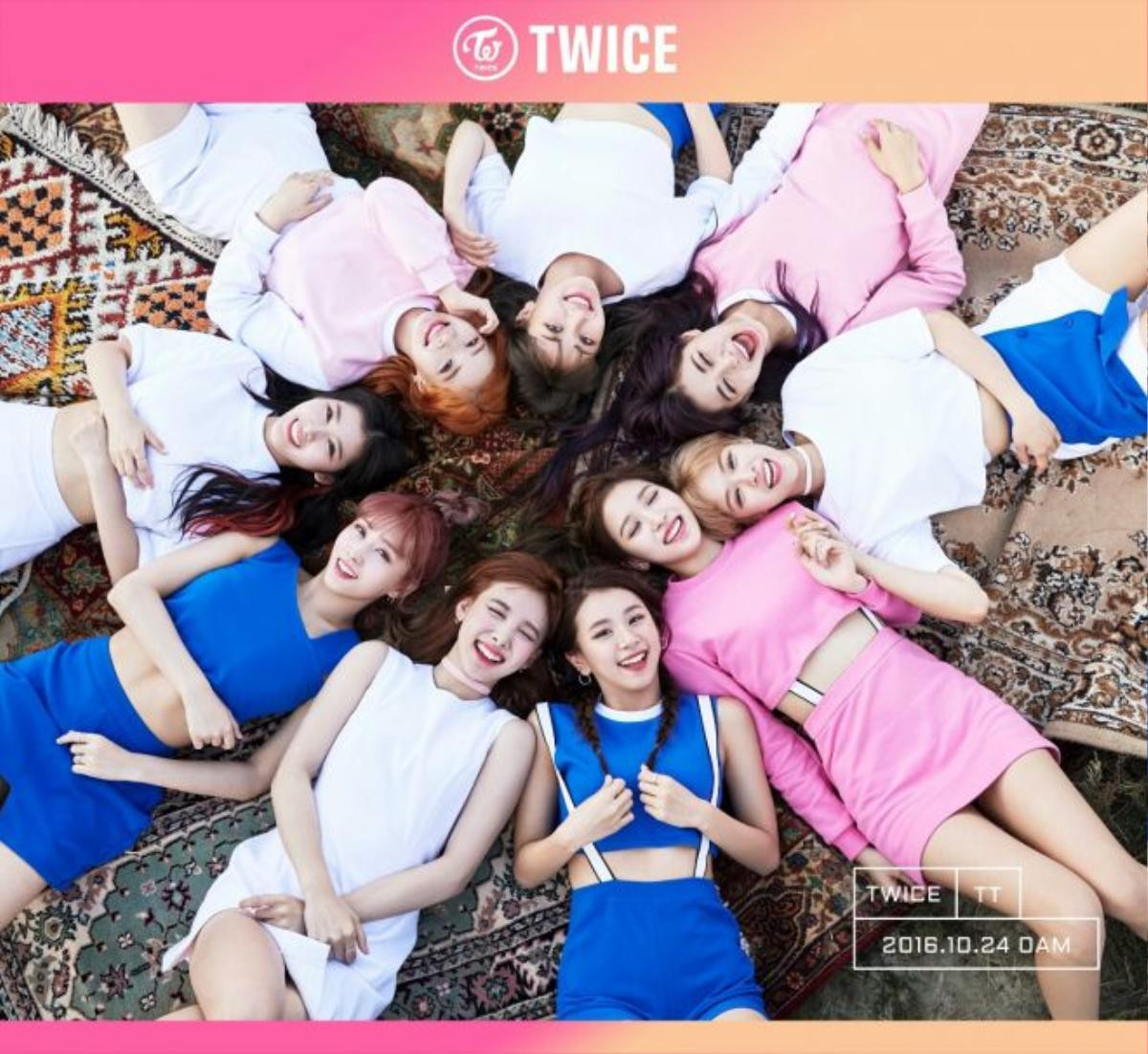 twice-group-photo