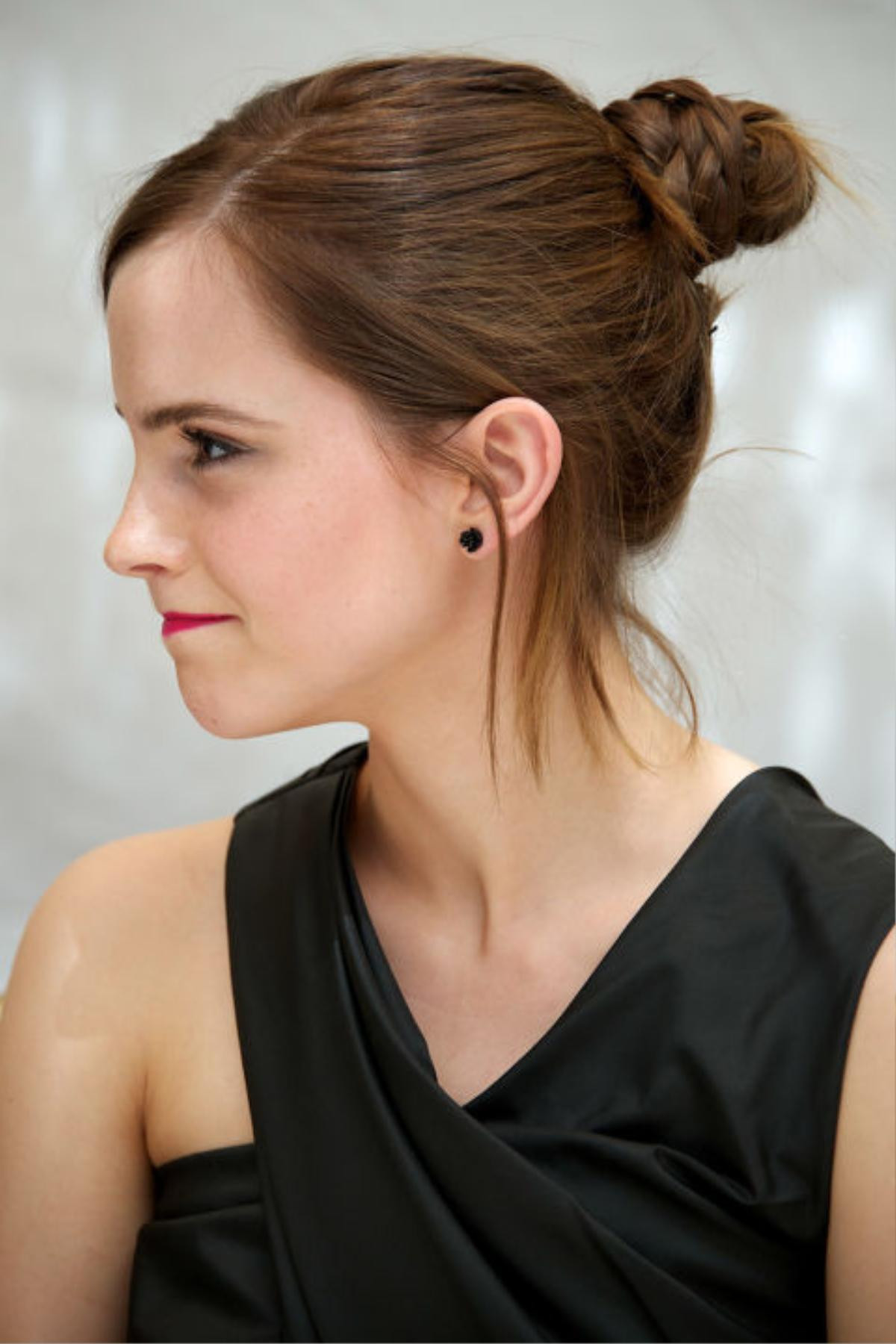 hbz-emma-watson-hair-2012-gettyimages-151676295