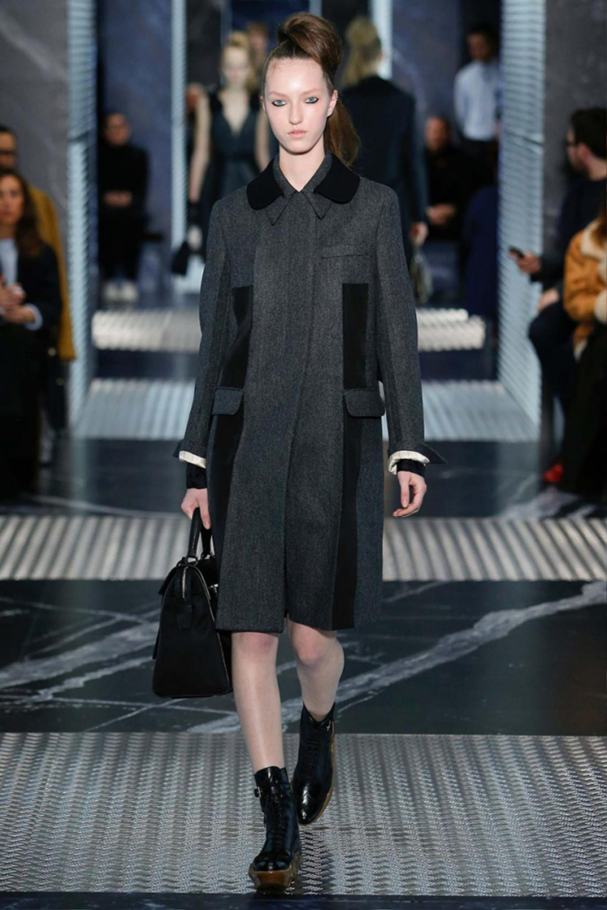 5-liza_ostanina_prada_menswear_fall_2015_monica_feudi-17