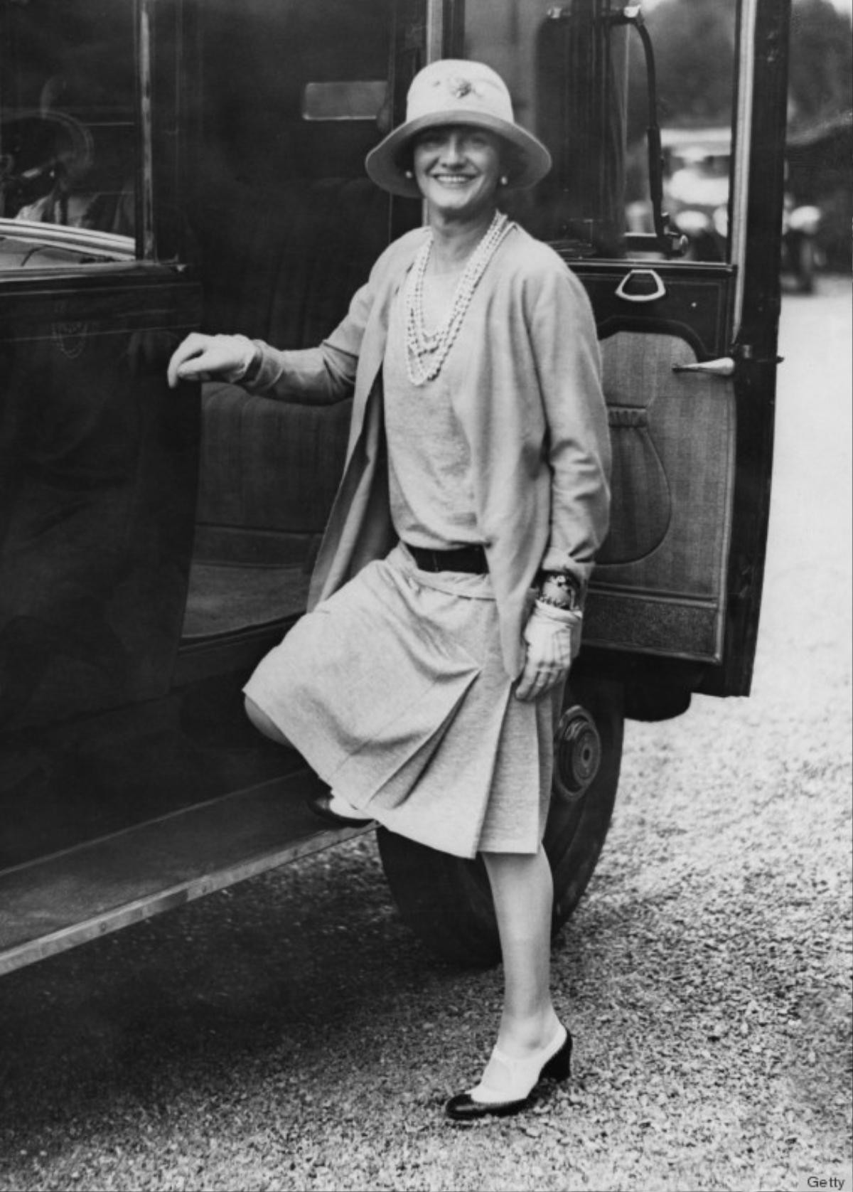 French fashion designer Coco Chanel (1883 - 1971) in the French seaside resort of Biarritz, circa 1928. (Photo by FPG/Hulton Archive/Getty Images)