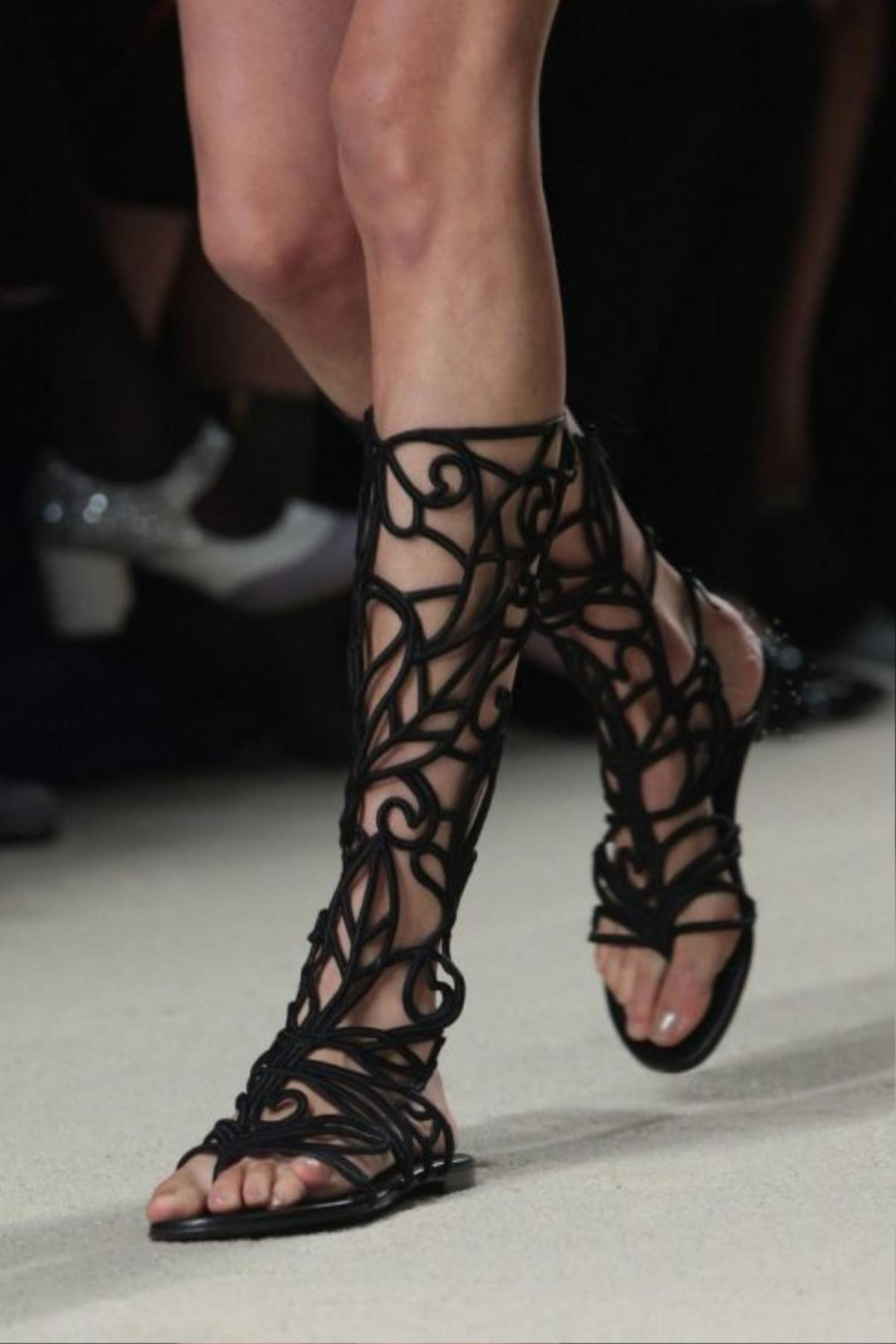 gladiator-sandals-alberta-ferretti-490x735