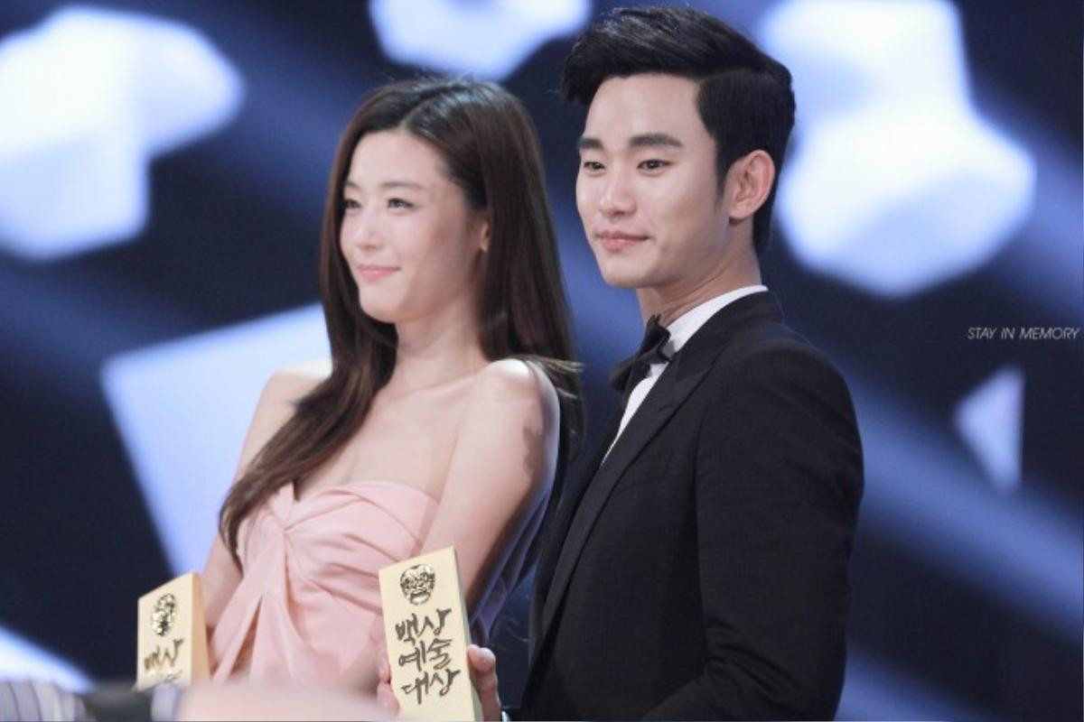 jun_ji-hyunkim_soo-hyun_2014_paeksang_arts_awards02