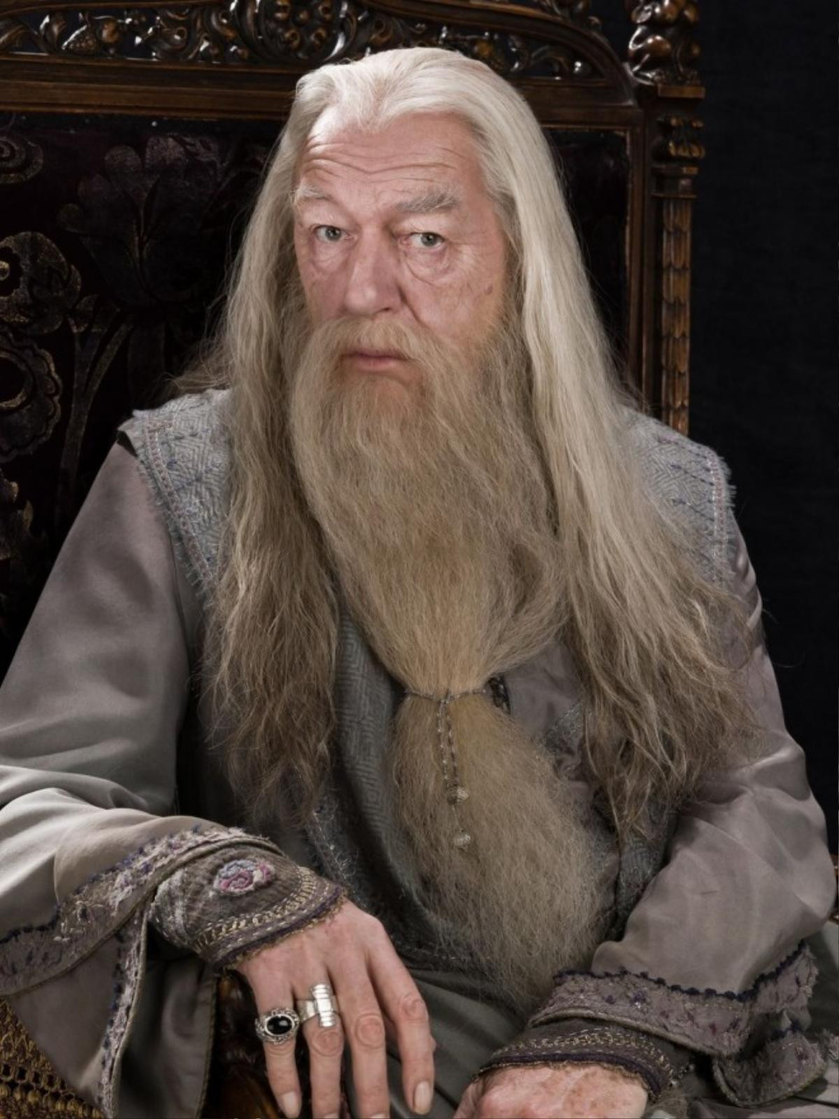 albus_dumbledore_hbp_promo_1