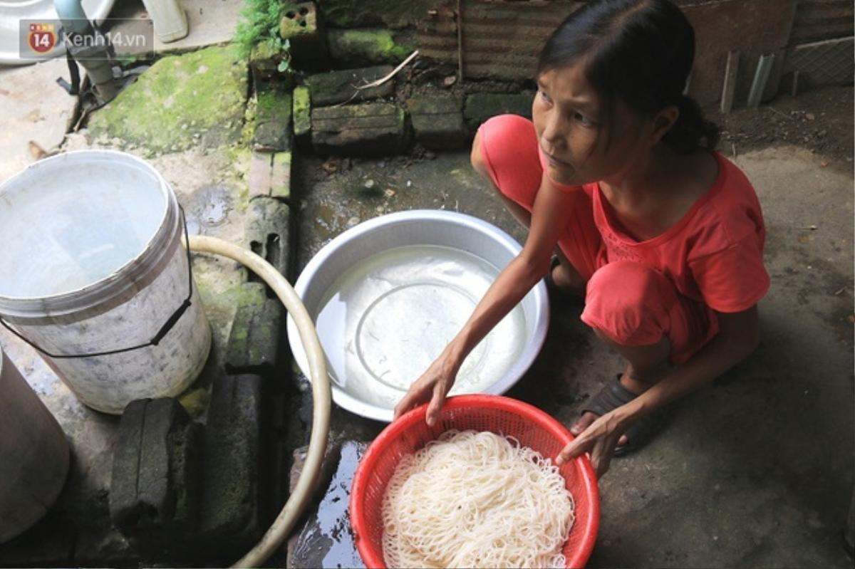 Khẩu phần ăn một bữa trưa của chị Ý.