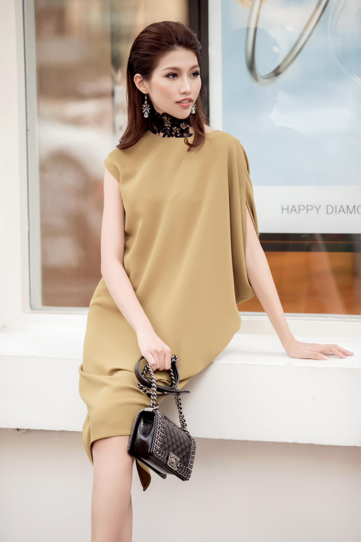 Quỳnh Châu gợi ý cách mix túi hiệu cho outfit Xuân Hè đầy cuốn hút Ảnh 9