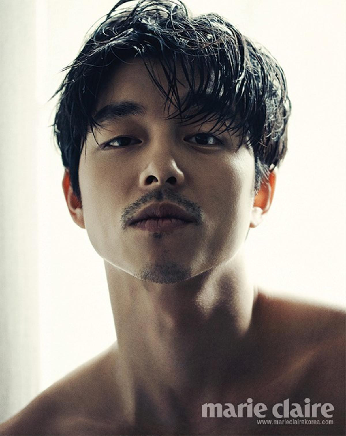 Đẹp trai thôi không đủ, Gong Yoo còn có bí kíp giữ dáng nhờ màn lướt ván cực đỉnh nữa cơ! Ảnh 1