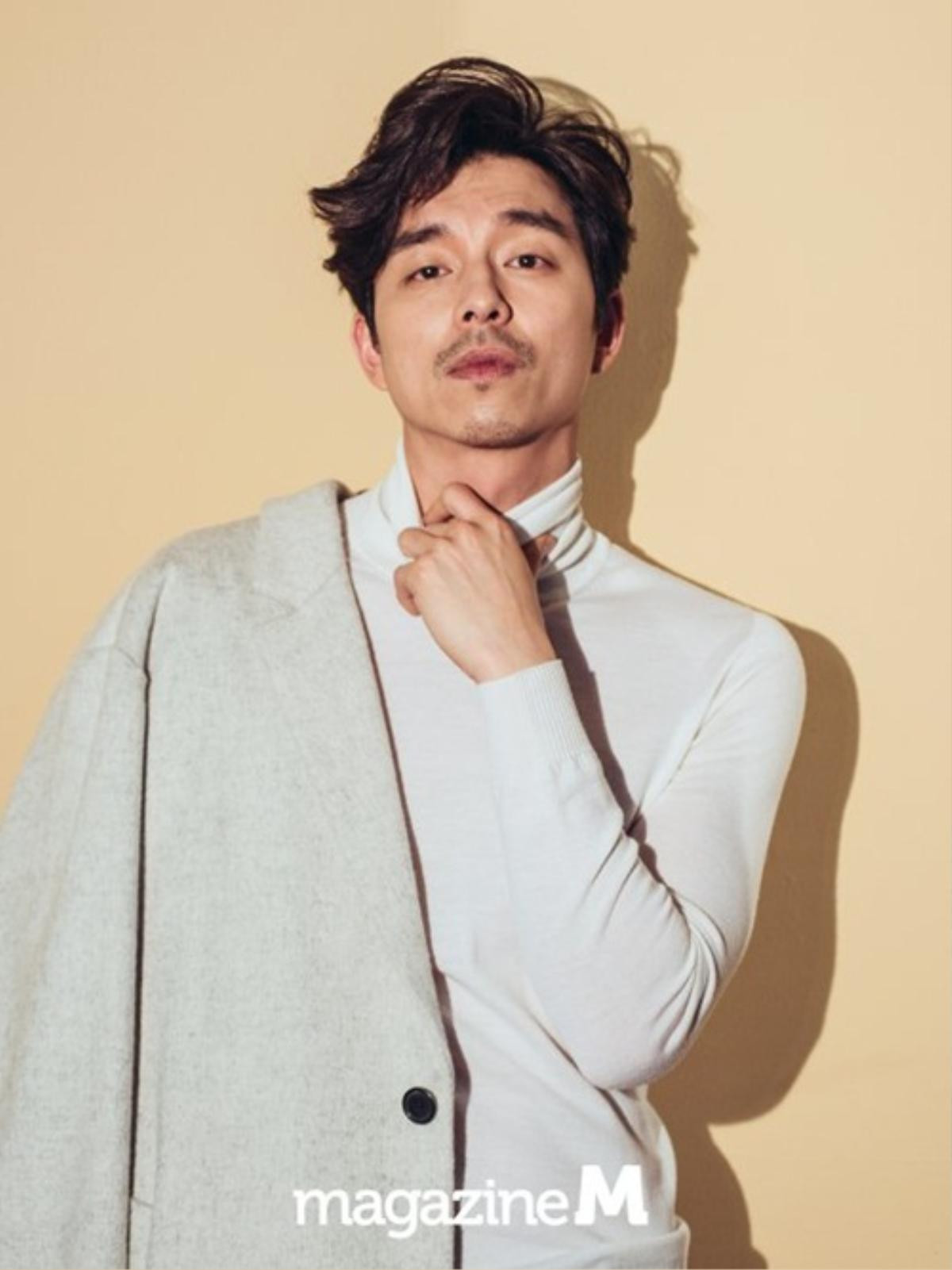 Đẹp trai thôi không đủ, Gong Yoo còn có bí kíp giữ dáng nhờ màn lướt ván cực đỉnh nữa cơ! Ảnh 11