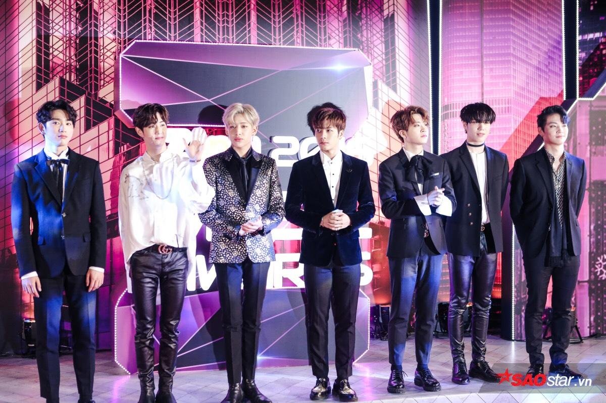 GOT7 khiến fan 'bấn loạn' vì quá đẹp trai, Angela Phương Trinh cưỡi ngựa lên thảm đỏ Ảnh 5