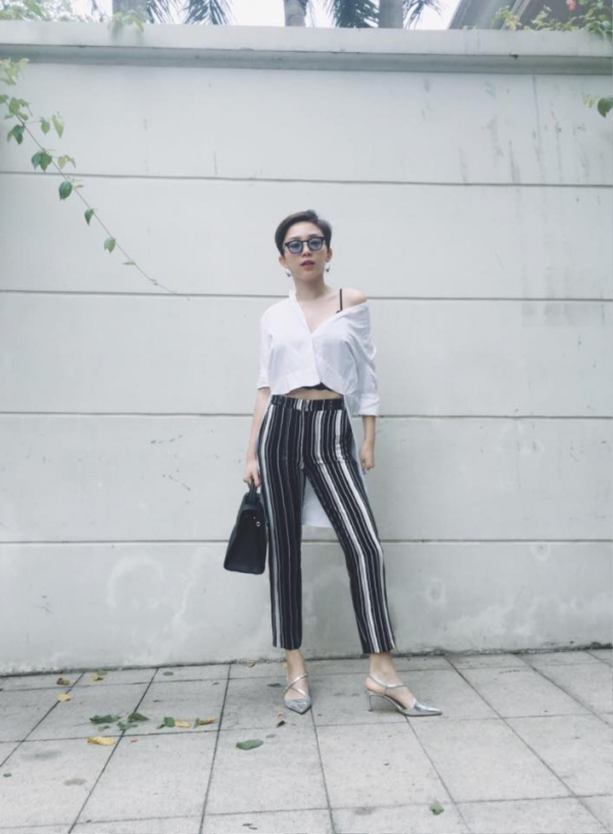 Trên sân khấu cá tính chưa đủ, streetstyle ngoài đời của Tóc Tiên cũng vô cùng sành điệu! Ảnh 6