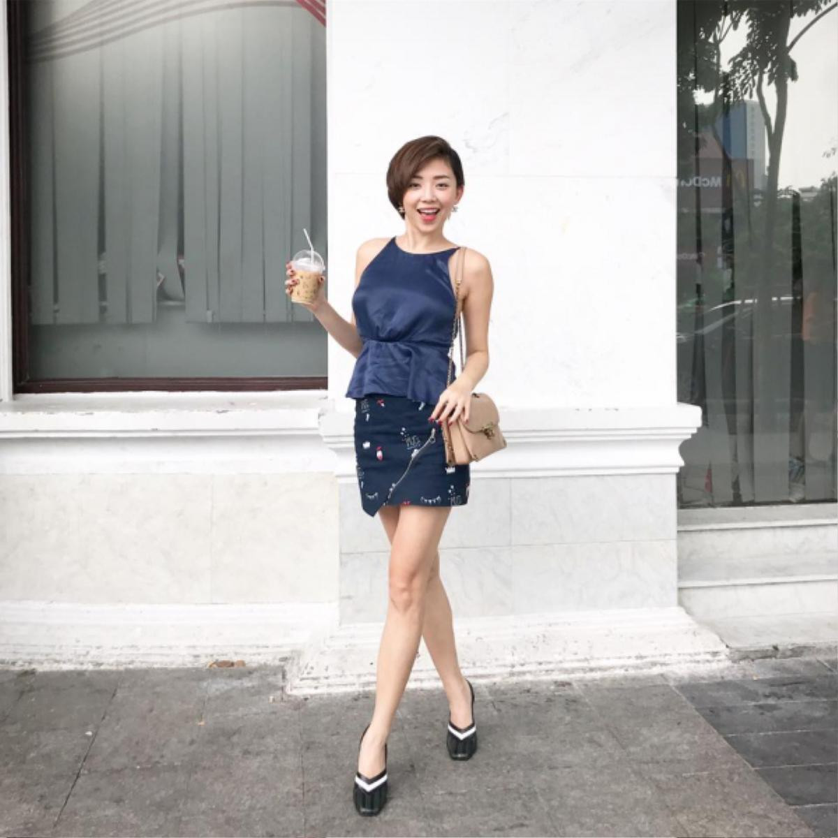 Trên sân khấu cá tính chưa đủ, streetstyle ngoài đời của Tóc Tiên cũng vô cùng sành điệu! Ảnh 4