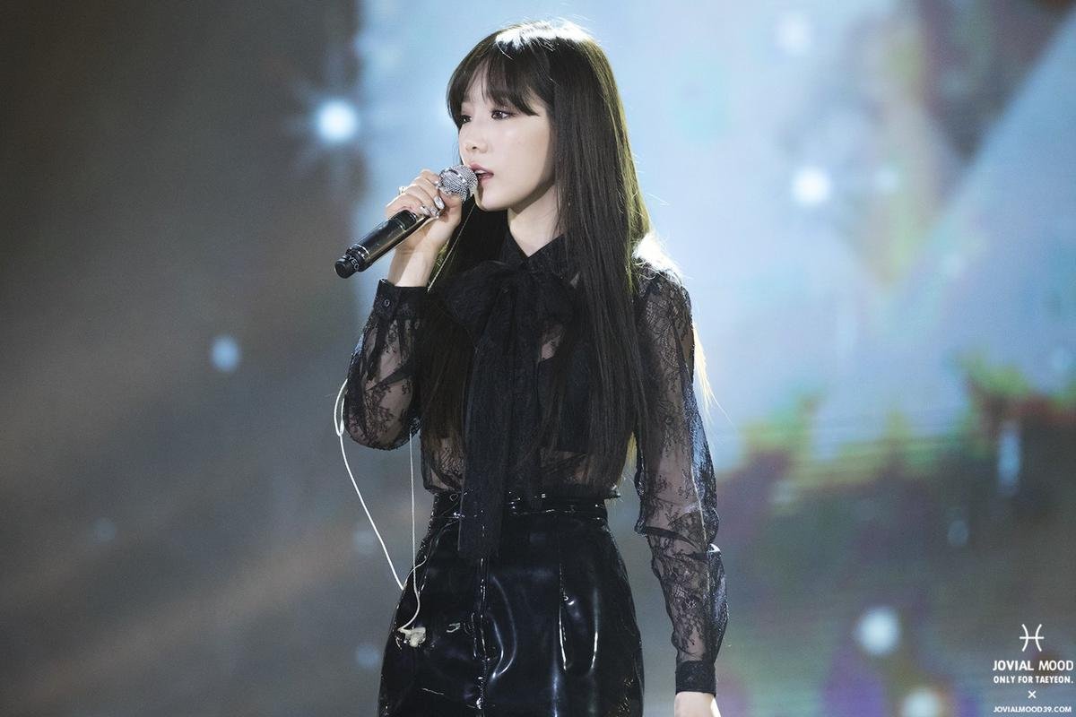 Dính sự cố tại Grammy Hàn, không ai nghĩ Taeyeon (SNSD) lại ‘cool ngầu’ thế này Ảnh 3