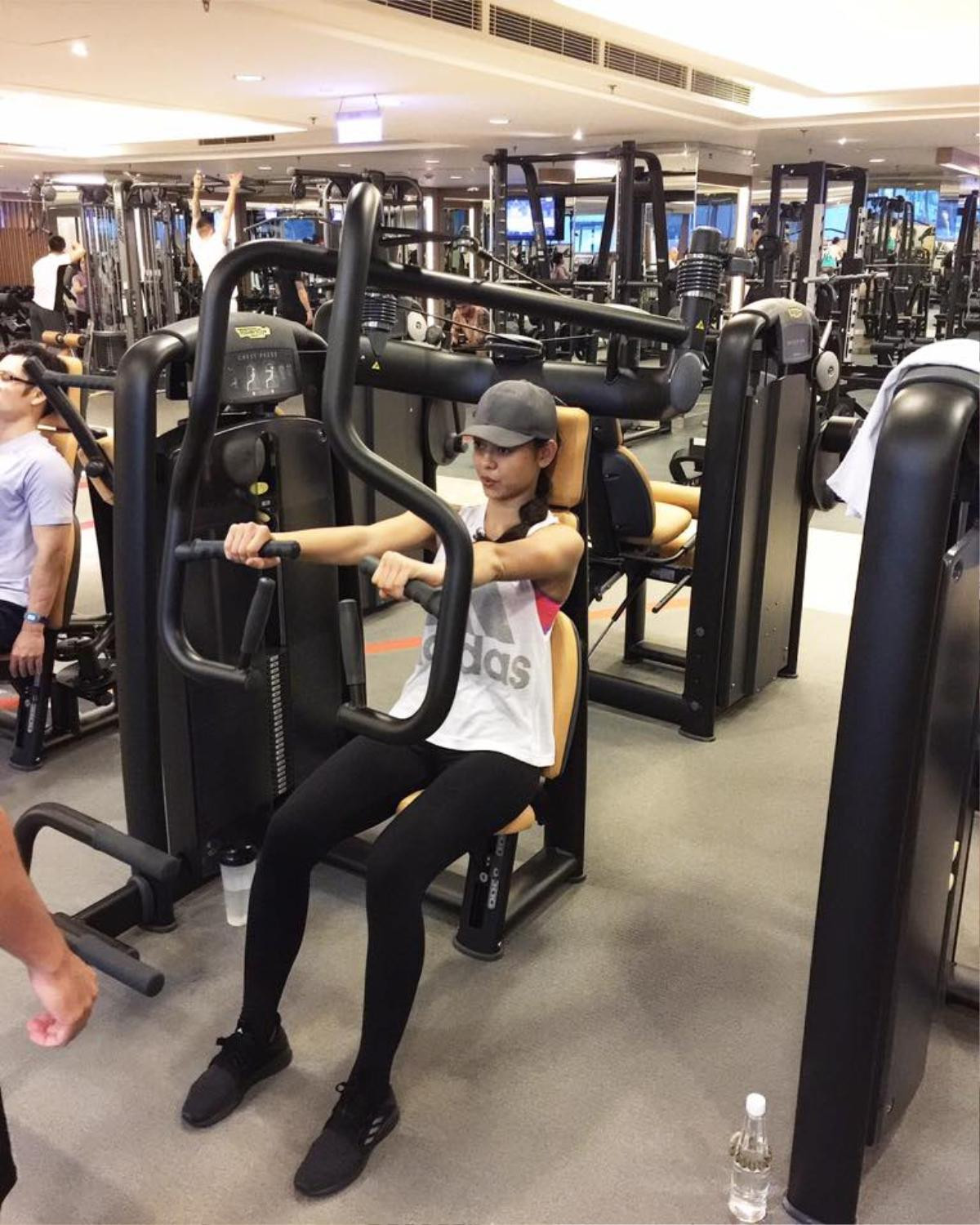 Phạm Hương, Mai Ngô xứng danh những người đẹp chăm tập gym nhất showbiz Việt Ảnh 7