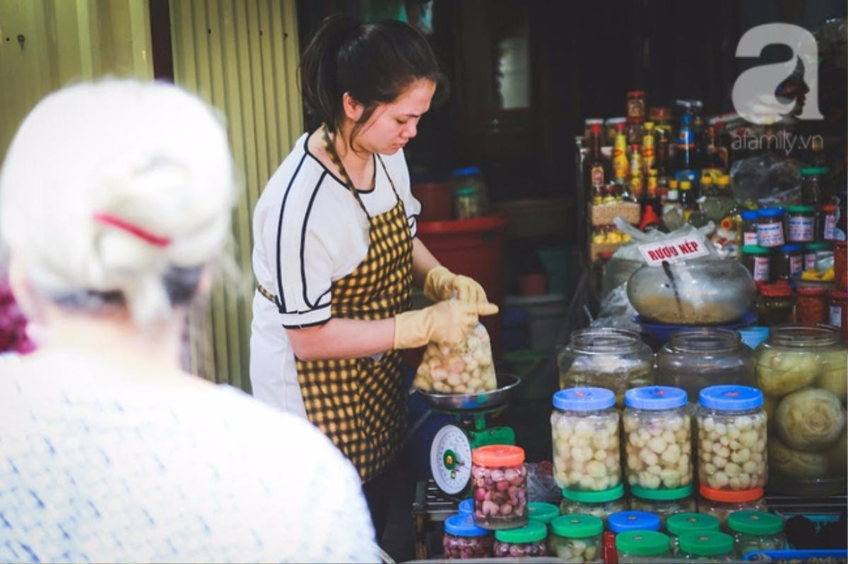 Chớp mắt, Tết đã dần qua, bỗng khắc khoải tiếc nuối cái không khí rộn ràng thế này của phiên chợ ngày Xuân Ảnh 17