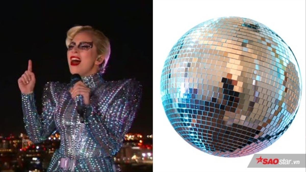 Super Bowl 2017: Lady Gaga 'ngầu' vậy thôi chứ đằng sau là cả 'trời lầy lội' Ảnh 4