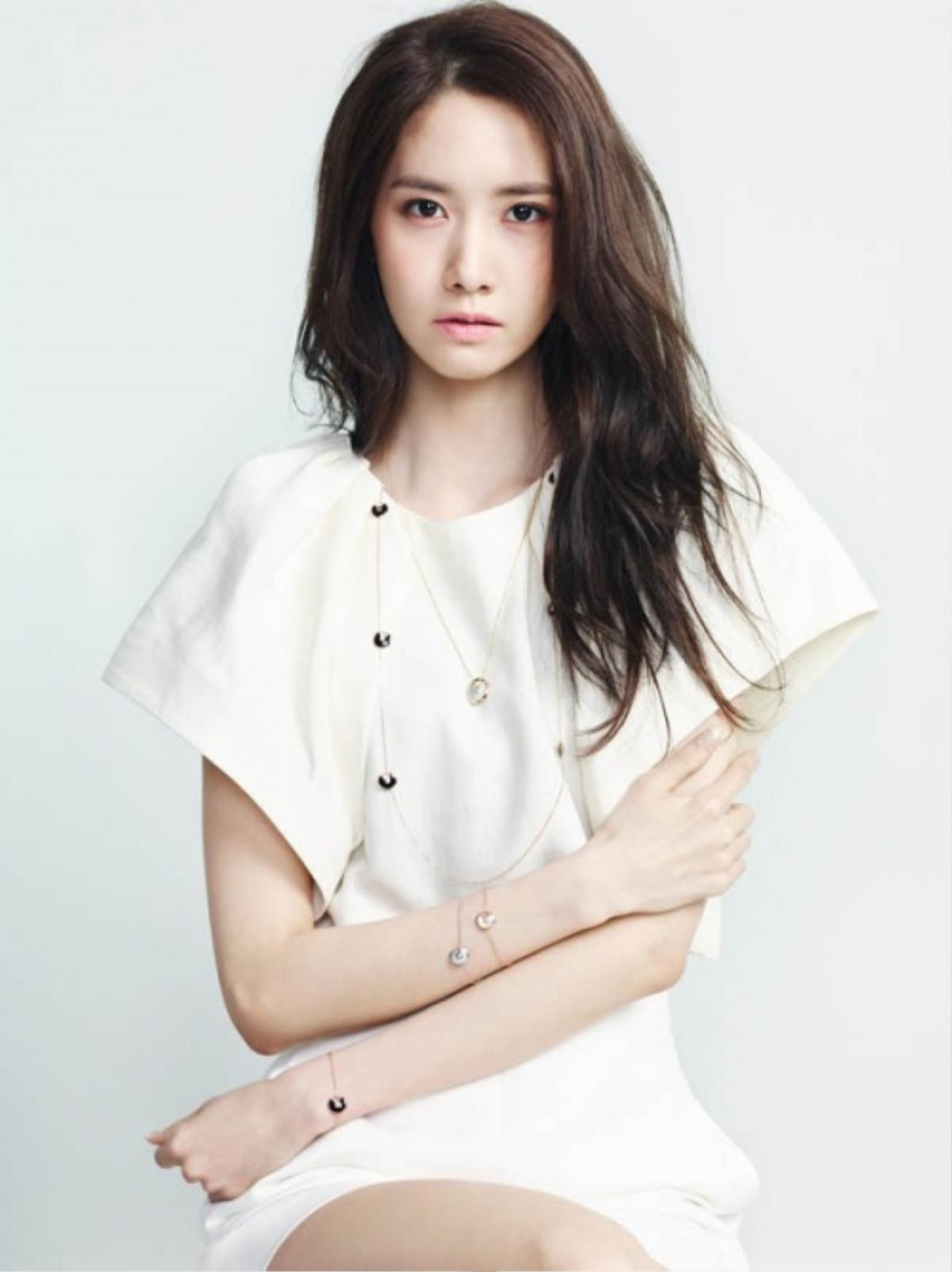 Này các fan! Cùng dự đoán xem cô nàng Yoona (SNSD) sẽ mang phong cách thời trang nào đến Việt Nam! Ảnh 2