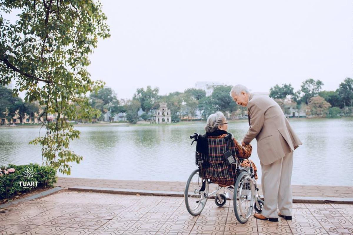 Không phải soái ca hay ngôn tình bộ ảnh này chứng minh tình yêu thời 'ông bà anh' là hoàn toàn có thật Ảnh 5