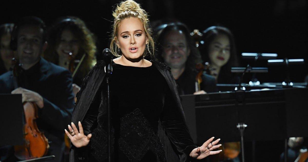 Cái kết bất ngờ của Grammy: Adele 'hốt' hết giải quan trọng, Beyoncé gần như trắng tay! Ảnh 51