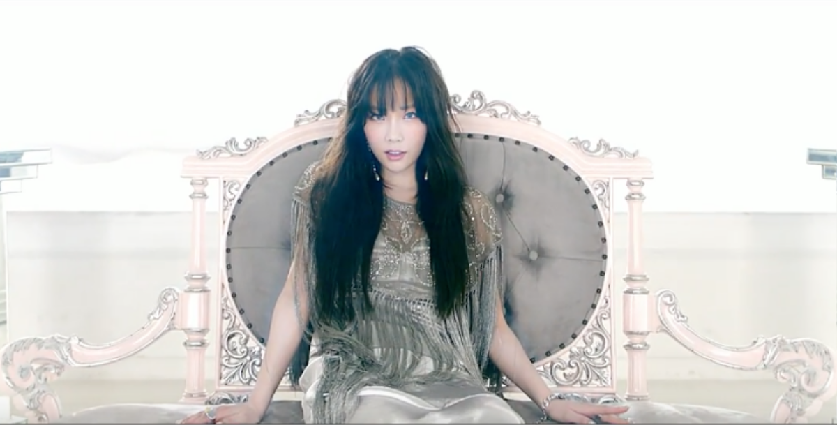 Taeyeon sang chảnh hết cỡ với kim cương, hột xoàn trong MV trở lại Ảnh 1