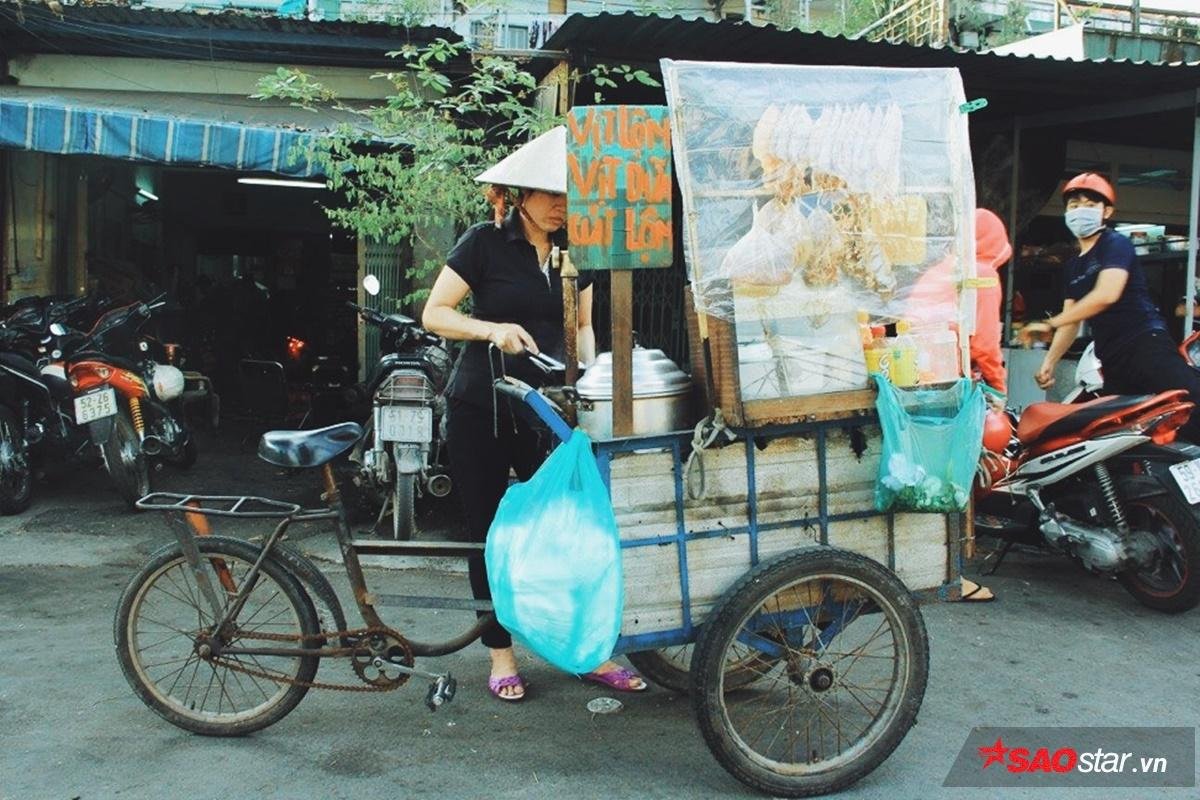 'Gia đình' The Face Việt Nam cũng gây bão với hottrend 'vịt lộn, vịt dữa, cút lộn' đây này! Ảnh 1