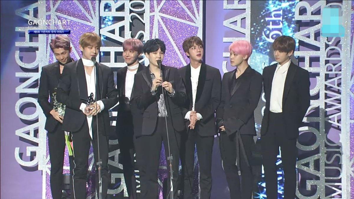 Gaon Chart Awards 2017: Không có gì mới mẻ, EXO - BTS vẫn chia nhau loạt giải quan trọng nhất Ảnh 2