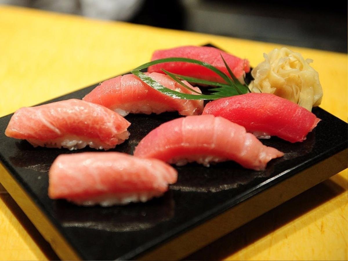 Tin sốc: 1/5 số hải sản trong sushi trên thế giới không phải là 'hàng thật' Ảnh 1