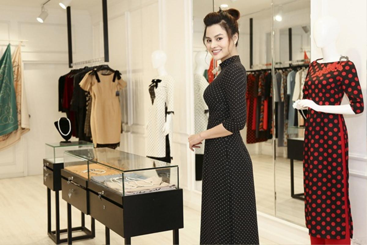 Vũ Thu Phương trở lại sàn diễn, sánh đôi cùng Adrian Anh Tuấn chuẩn bị cho Áo Dài Fashion Show Ảnh 5