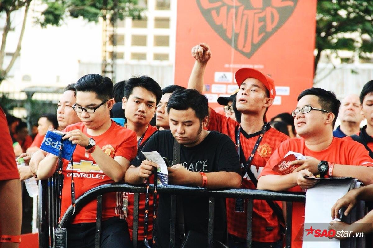 “I Love United Vietnam”- huyền thoại vẫn hát giữa ngàn trái tim Ảnh 9