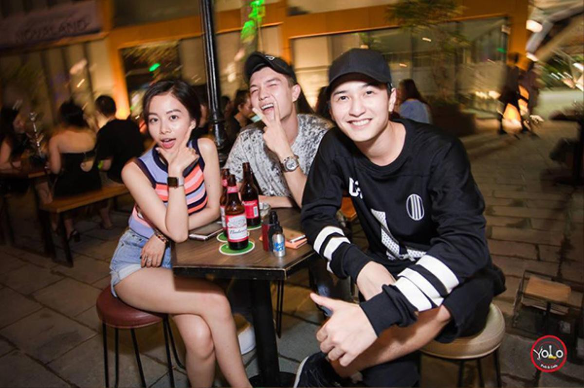 Quỳnh Châu, Quang Hùng rạng rỡ khai trương Yolo pub Ảnh 7