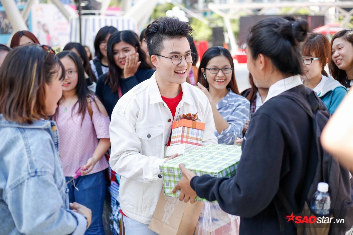 Lê Thiện Hiếu tung ca khúc mới: 'Tôi chưa bao giờ nghĩ mình làm được điều này' Ảnh 13