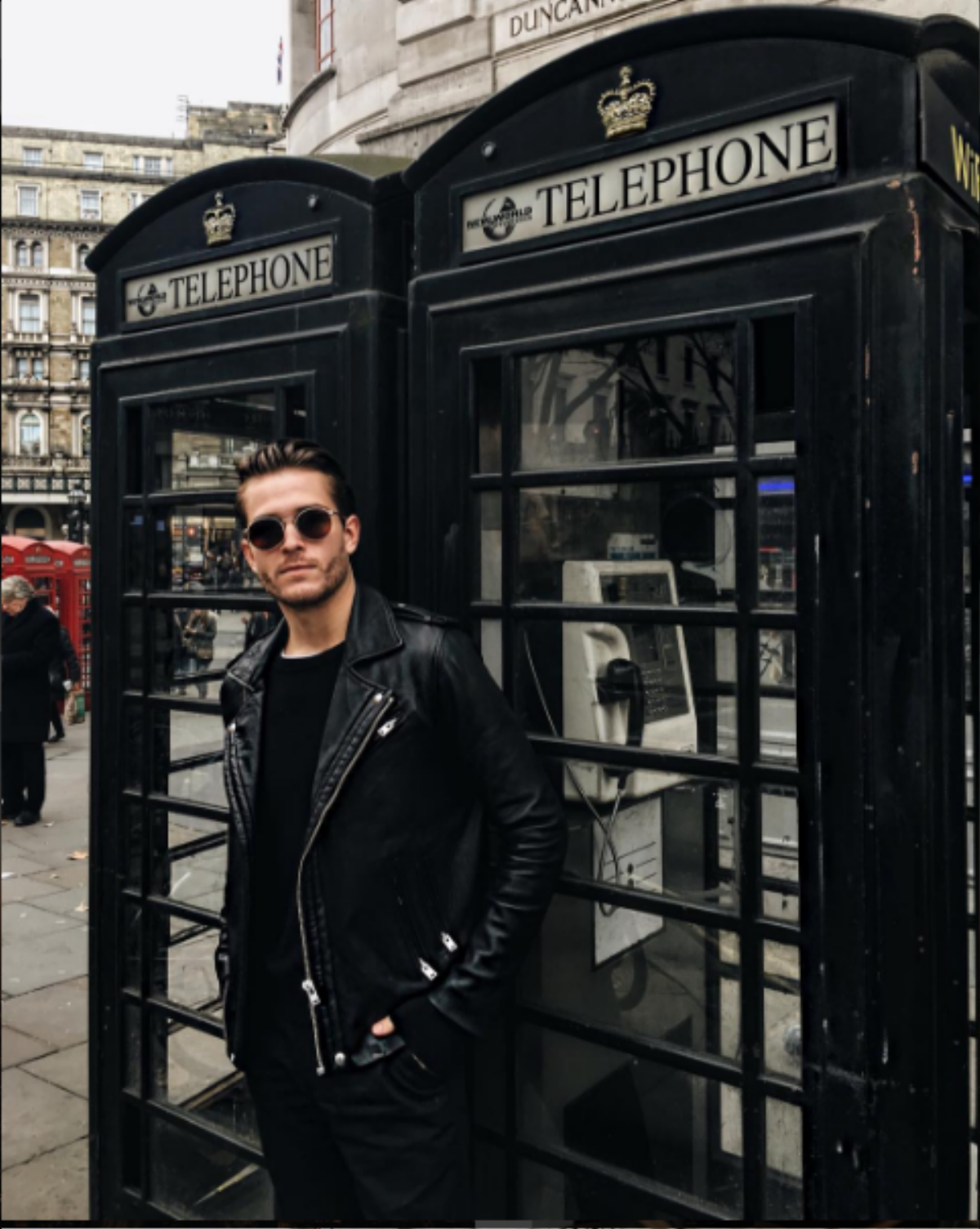 Mỗi ngày mỗi phong cách khác nhau như fashion blogger Adam Gallagher, các chàng học ngay thôi! Ảnh 5