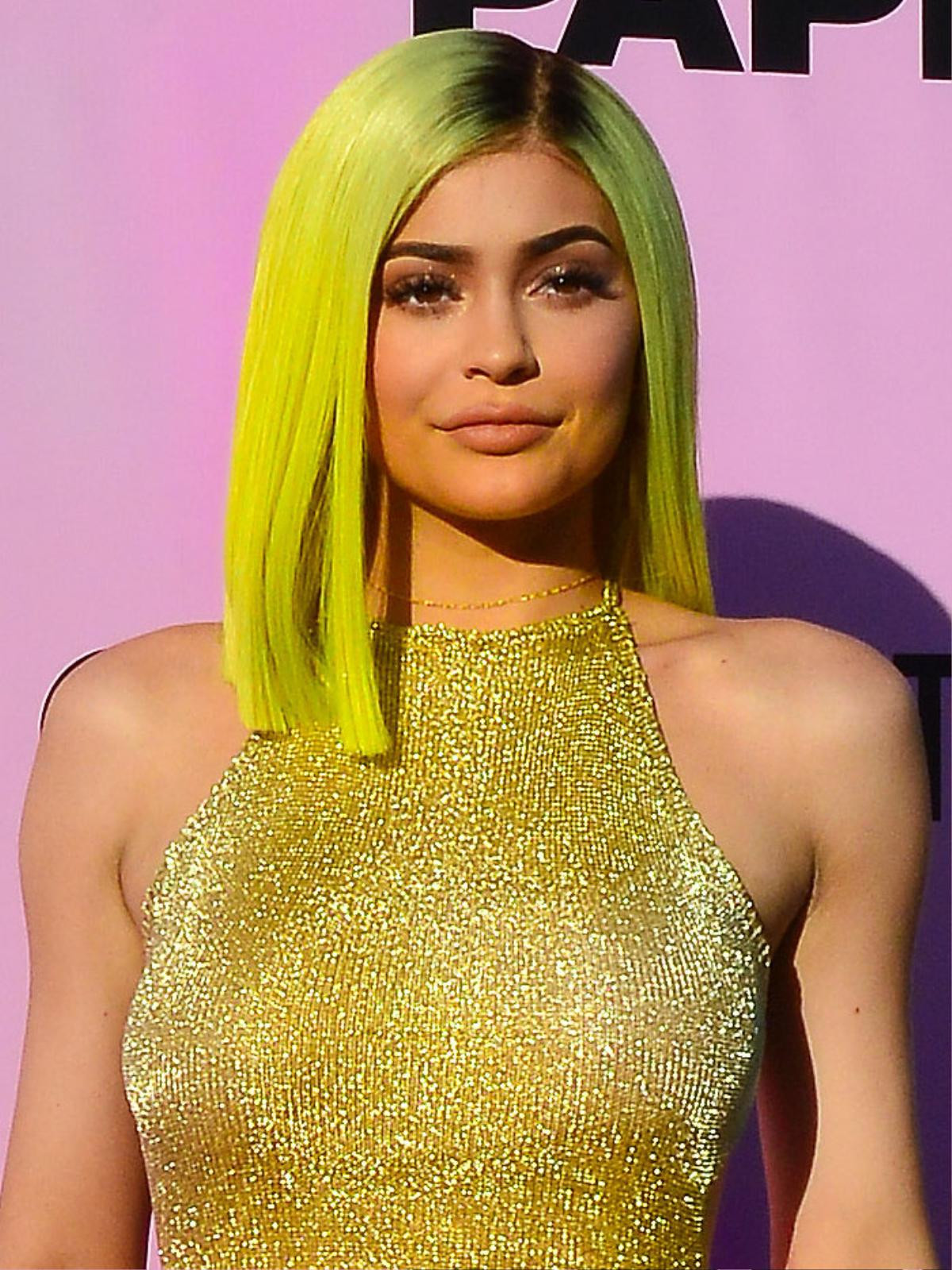 Thì ra cũng có lúc Kylie Jenner đụng hàng 'từ đầu tới chân' như thế này! Ảnh 3