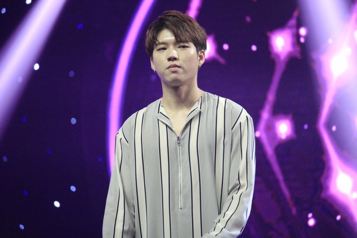 Woohyun nhóm INFINITE nhiệt tình 'thả tim' fan Việt Ảnh 8