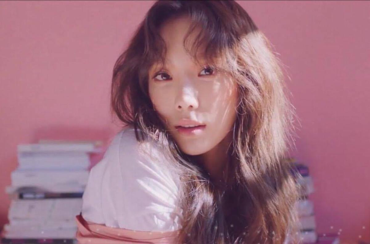 Jessica giống Taeyeon (SNSD) đến ngỡ ngàng trong MV mừng sinh nhật Ảnh 2