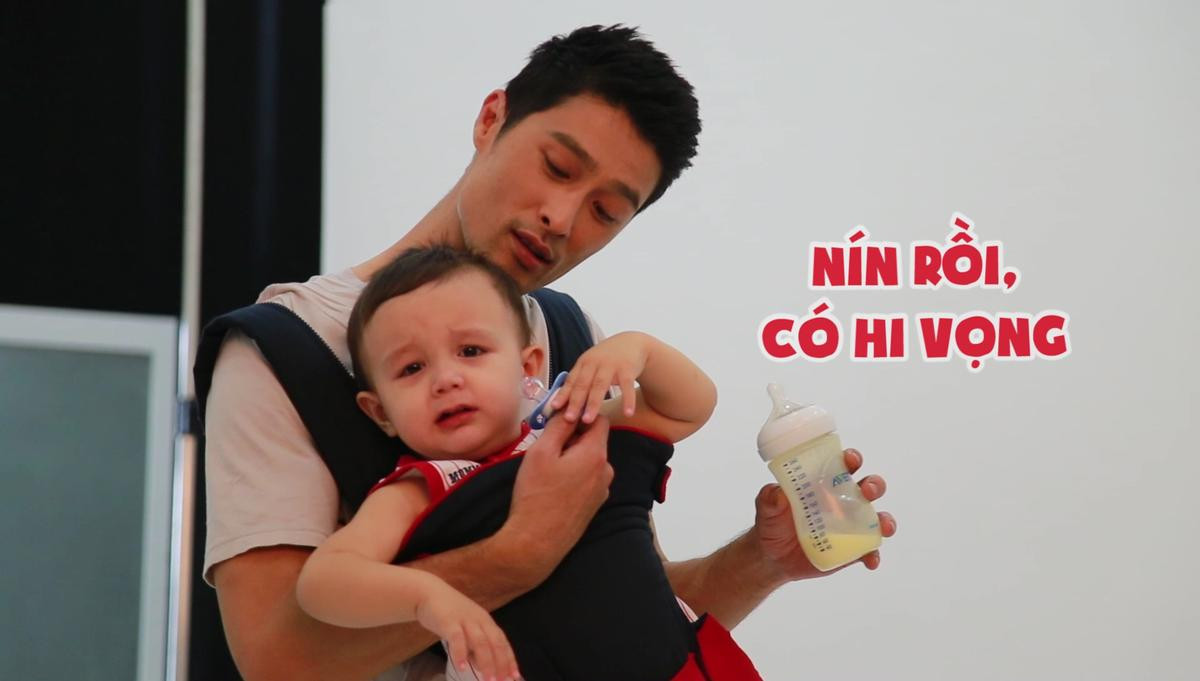 Trai đẹp Johnny Trí Nguyễn chật vật làm 'vú em' trong phim điện ảnh mới Ảnh 3