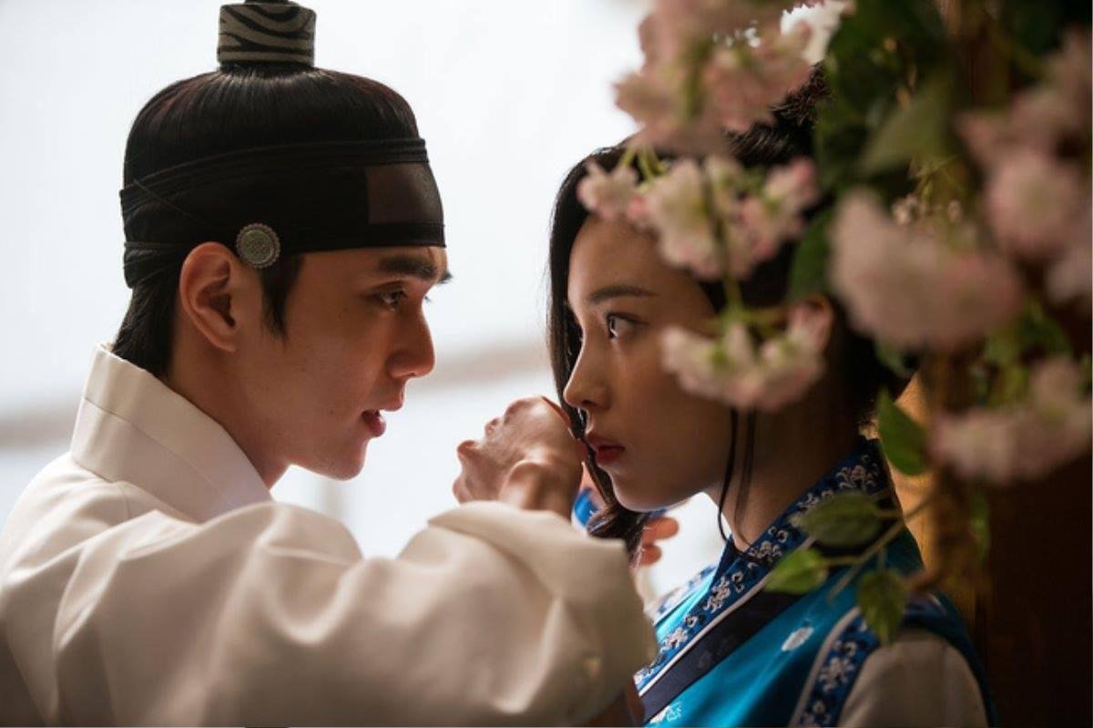 Cuộc chiến trai đẹp trên màn ảnh tháng 5: Yoo Seung Ho 'đánh bại' Ji Chang Wook ngay ngày đầu lên sóng Ảnh 6