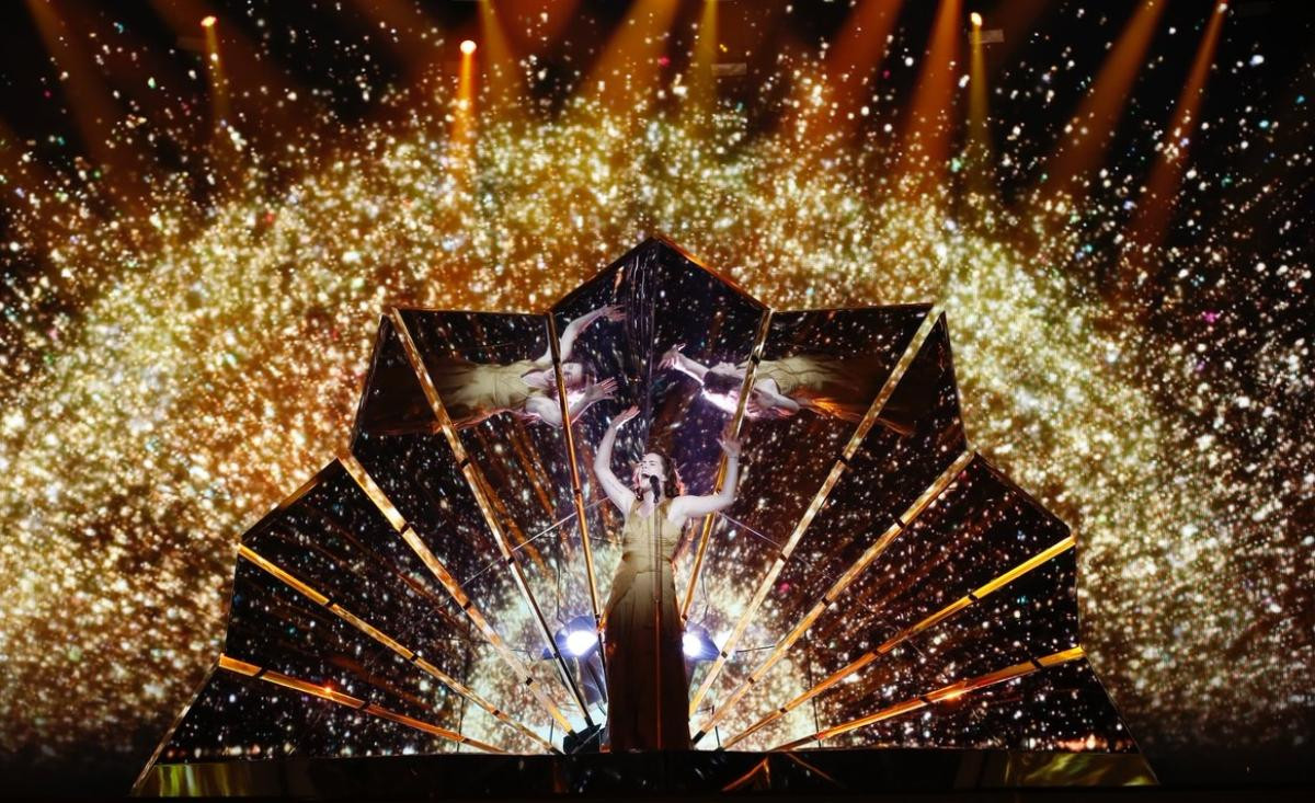 6 màn trình diễn không xem sẽ 'phí 1 đời' của Eurovision 2017 Ảnh 4