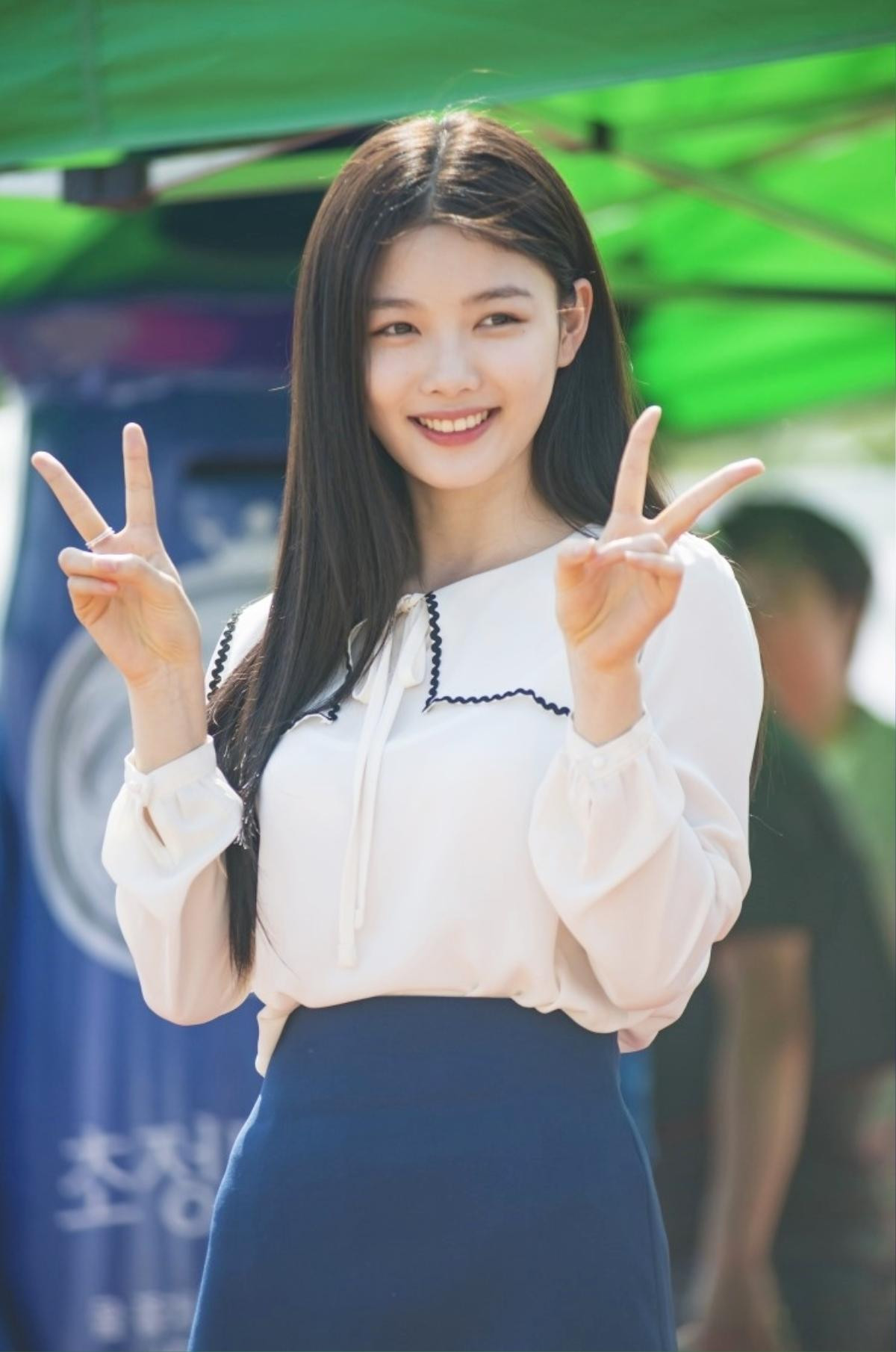 School 2017 bắt đầu khởi động, Kim Yoo Jung được 'nhắm' cho vai nữ chính Ảnh 2