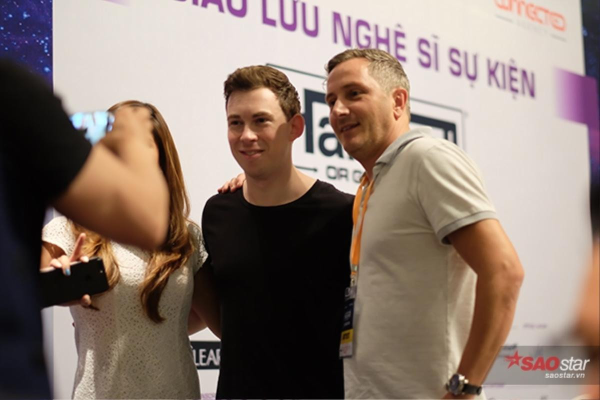 Hardwell chỉ trả lời 3 câu của truyền thông Việt, họp báo diễn ra 15 phút chớp nhoáng Ảnh 7