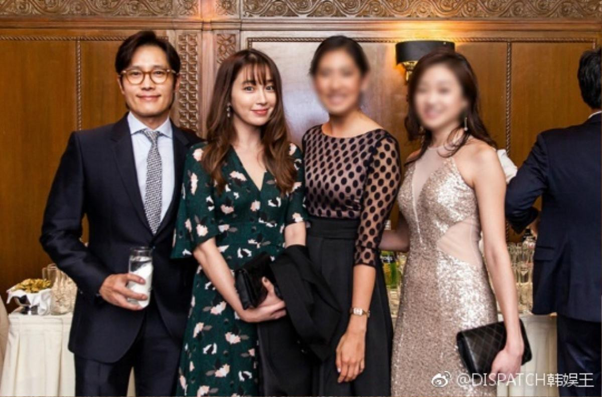 Tài tử Lee Byung Hun cùng vợ con ngồi xích lô ngắm Hội An, thắt chặt tình cảm gia đình sau loạt scandal trăng hoa Ảnh 7